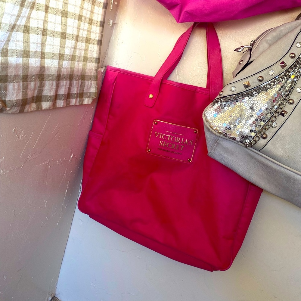 Brand new VS bag